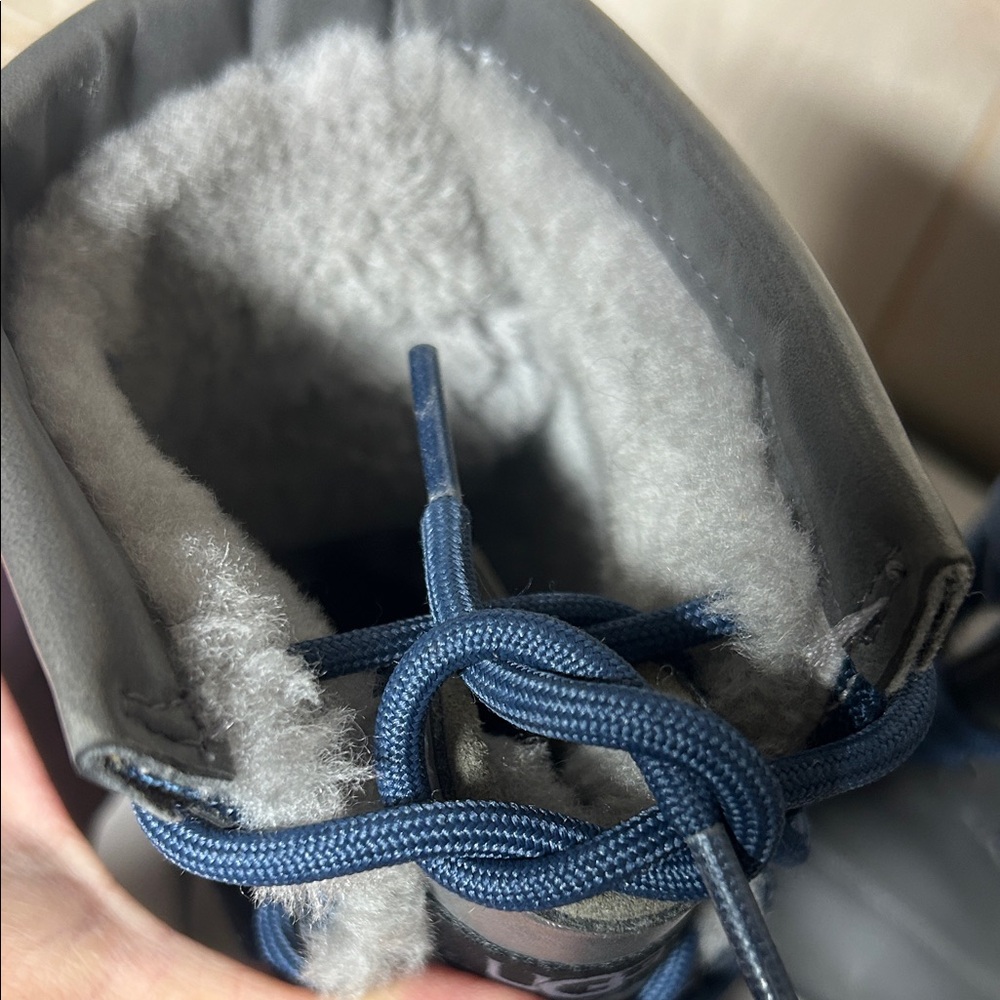 UGG Kids Snow Boots Size 2 Waterproof Shearling Lined Blue Gray Boots - Picture 2 of 11